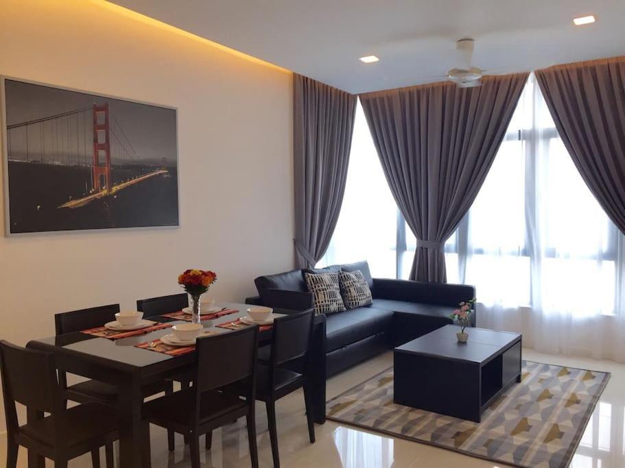 Tropicana Avenue B32-09, 八打灵再也 外观 照片